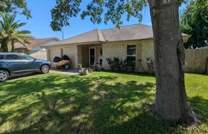 4413 N Heron Dr, Seabrook, TX 77586