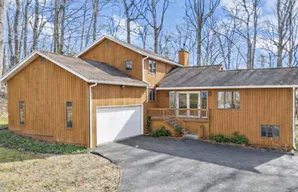 17 Tibbets Rd, Seymour, CT 06483