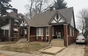 1003 N Franklin St