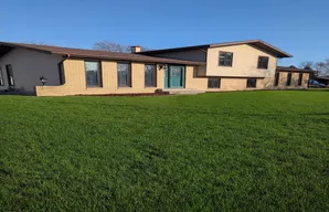 8845 Clark Pl, Crown Point, IN 46307
