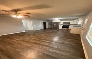 37 Rural St, Austin, IN 47102