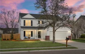 528 Holiday Drive, Summerville, SC 29483 29483