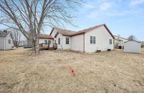 678 S Elizabeth St, Maple Park, IL 60151