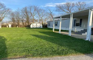 1100 Thornwood Dr SW, Heath, OH 43056