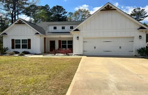 8001 Hayfields Rd