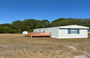 1541 Pelican Pl SW