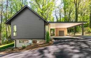 137 English Dr