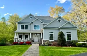 96 Empress Dr