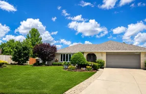 12817 S Surrey Ct