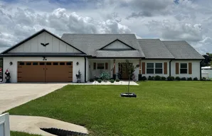 276 SW Chesterfield Cir