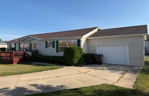 3945 Raisin Glen
