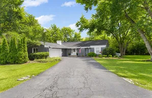 1716 Myrna Ct