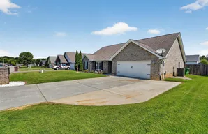 1220 Bastogne Dr