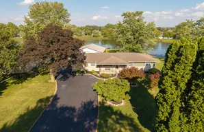 11264 Lakeview Dr