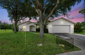 264 Fountain Lake Blvd
