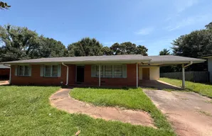 2578 Boulder Rd SE